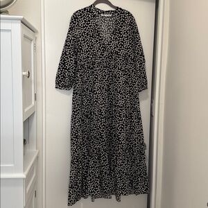 Zara The Cadie Black and Cream Abstract Dress